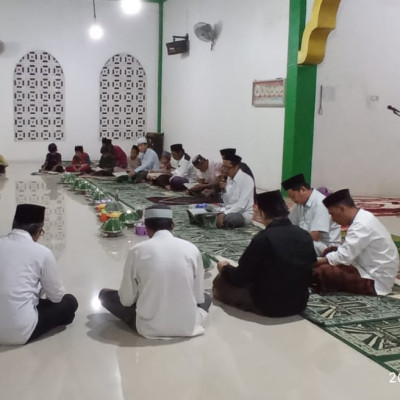 Pokjaluh Tinambung Gelar Dzikiran Malam Nisfu Sya'ban Di Sejumlah Masjid