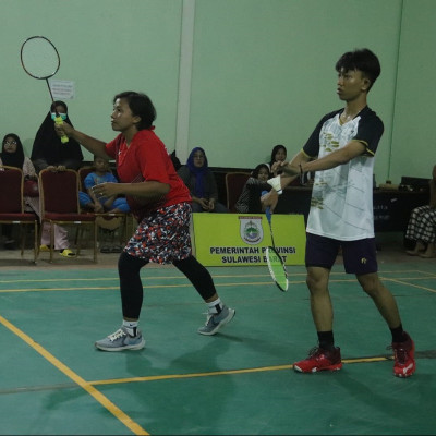 Laga Penuh Drama, Kanwil Sulbar Ganda Eksekutif Dan Beregu Putra Gagal Raih Emas, Ganda Campuran Perorangan Sumbang Emas Pertama di Cabang Badminton