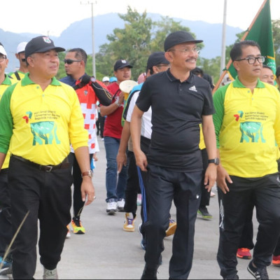 Kanwil Kemenag Sulbar Menggelar Jalan Sehat Kerukunan Di Penghujung Peringatan Hari Amal Bhakti Ke 77