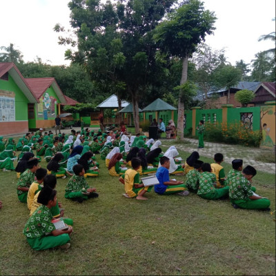 MIN 1 Polman Perlancar Bacaan Al-Qur'an Siswa Melalui Murojaah