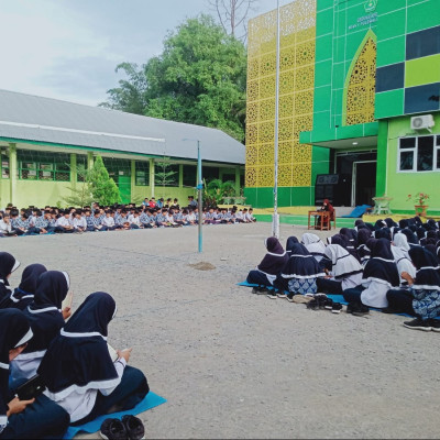 MTsN 1 Polewali Mandar Adakan Pembinaan Tilawatil Qur’an Untuk Peserta Didik