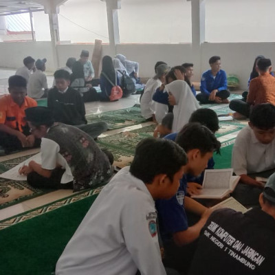 Pokjaluh KUA Tinambung Sasar Sekolah Menengah Kejuruan Untuk Lakukan Pembinaan BTQ