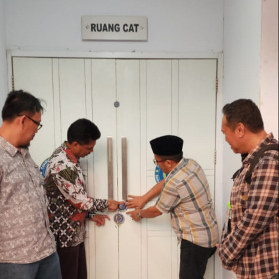 Sterilkan Tempat Ujian CPPPK Kemenag 2023, Ruangan CAT UPT BKN Mamuju Resmi Disegel