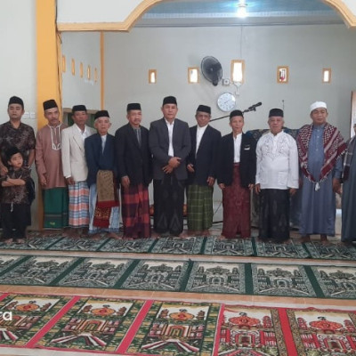 Jadi Khatib Shalat Idul Fitri, KUA Kec. Tinambung Sampaikan Implementasi Ibadah Puasa