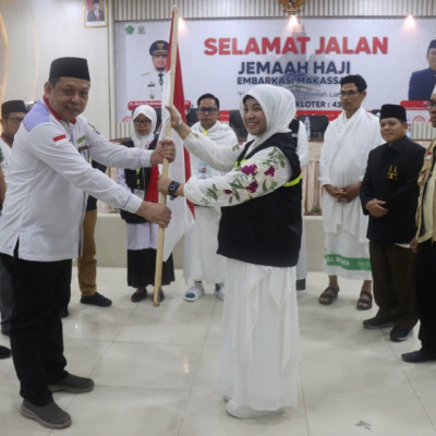 Kabid PHU dampingi Inspektur Wilayah IV Itjen Kemenag RI Lepas Kloter Terakhir Embarkasi Makassar