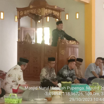 Perwakilan Pokjaluh KUA Tinambung Bawakan Hikmah Maulid di Masjid Nurul Hidayah Pupenga Desa Galung Lombok