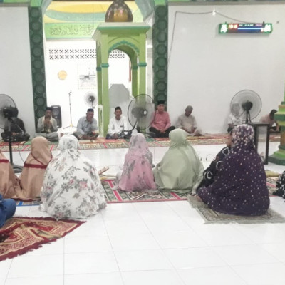 Masjid Raudhatul Dzakirin Jadi Lokasi Pokjaluh KUA Tinambung Gelar Yasinan Dan Safari Keagamaan