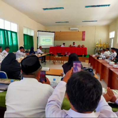 "Penguatan Kompetensi Tenaga Kependidikan Madrasah demi meningkatkan Kualitas Pendidikan"