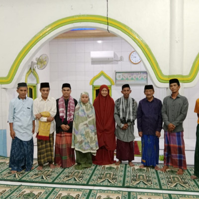 Tim Safari Ramadhan MTsN 1 Polman Kunjungi 5 Masjid di Malam Ke 17, H.Marsuki : Kami Sangat Bahagia