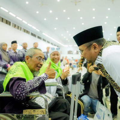 Sambut Kedatangan Jemaah, Menag Minta Maaf dan Mendoakan Kemabruran 