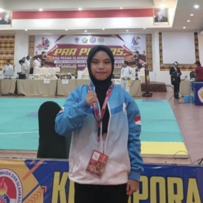 Siswi MTsN 2 Majene Raih Juara 2 Pencak Silat Tingkat Nasional pada Popnas di Sulawesi Tenggara