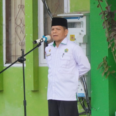 Kepala Bidang PHU Kanwil Kemenag Sulbar Pimpin Apel Pagi dan Sampaikan Sejumlah Informasi Penting