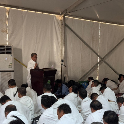 Khatib Wukuf Arafah, Anggota Amirulhaj Sampaikan Pesan Persaudaraan dan Semangat Kebangsaan