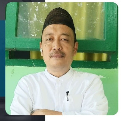 Sang Kiai Yang Meneduhkan