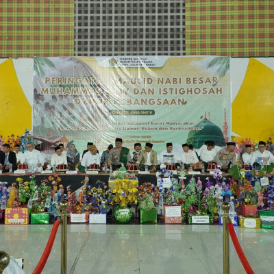 Maulid Nabi & Dzikir Kebangsaan: Sulbar Berdoa untuk Indonesia Damai