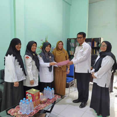 Wujud Solidaritas, DWP Kemenag Sulbar Ulurkan Kepedulian Dukung Keluarga Pembimas Katolik