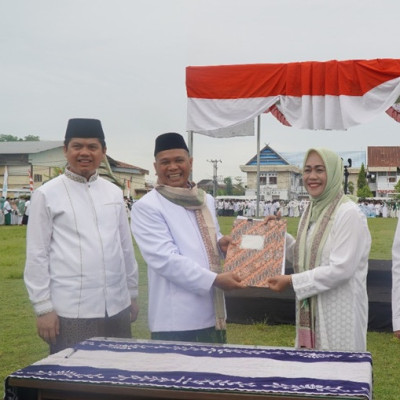 Hadiah di HSN 2025, Kanwil Kemenag Sulbar Terima SK Hibah Lokasi Pembangunan MAN IC