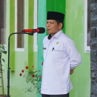 Kedisiplinan, Jalan Menuju Kebaikan: Pesan Pembina Apel di Kanwil Kemenag Sulbar