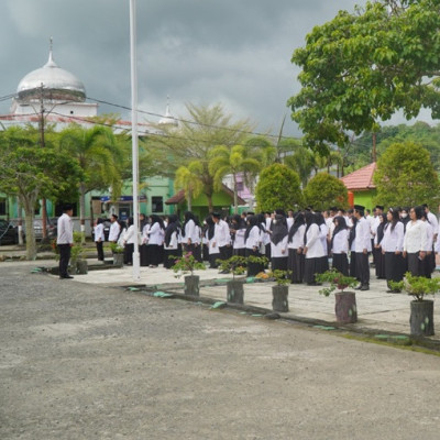 Kanwil Kemenag Sulbar Gelar Apel Pagi, Ajak ASN Tuntaskan Laporan dan Sukseskan HAB