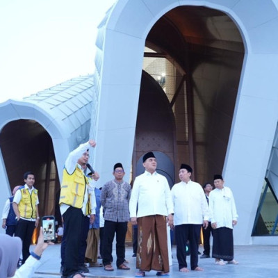 Wamenag Pastikan Masjid IKN Siap Gelar Salat Tarawih Ramadan 1447 H