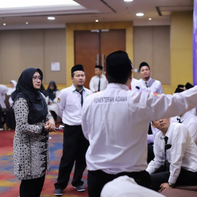Bukan Hanya Cinta, Ini Dua Bekal yang Harus Disiapkan Calon Penganti