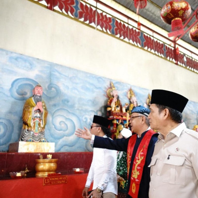 Tinjau Klenteng Ciu Liung Wang, Wamenag: Tempat Ibadah Ruang Paling Nyaman Bangun Persaudaraan