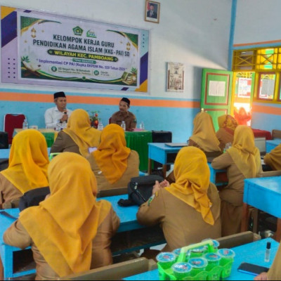 Bukan Beban, KKG Pamboang Bedah CP PAI Terbaru