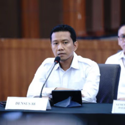 Densus 88 Dukung Kemenag Batasi Penggunaan Gadget di Satuan Pendidikan, Ini Alasannya